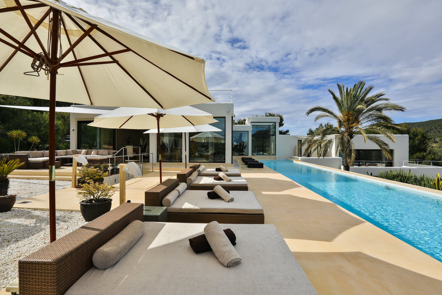 Vulpos Homes Ibiza San Jose Elegant